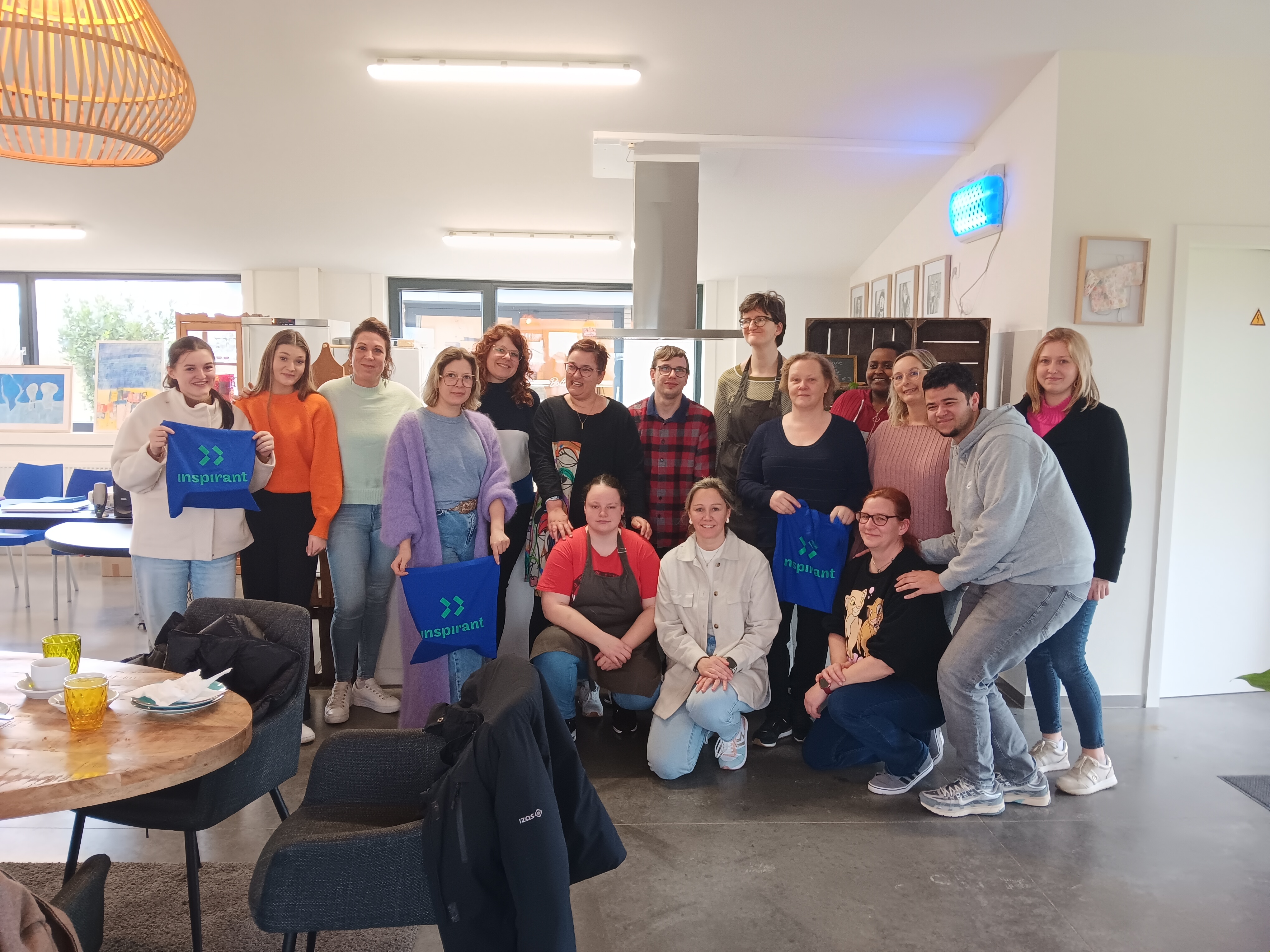 alt="Groep leerkrachten cursisten zorgkundige Cervo leerlingen en leerkrachten Inspirant"